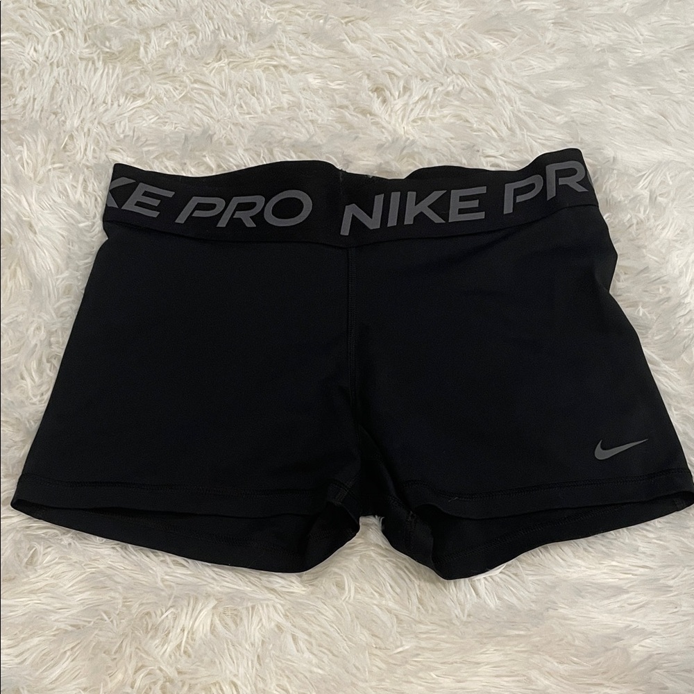 Nike Pro Women's Athletic Black Shorts